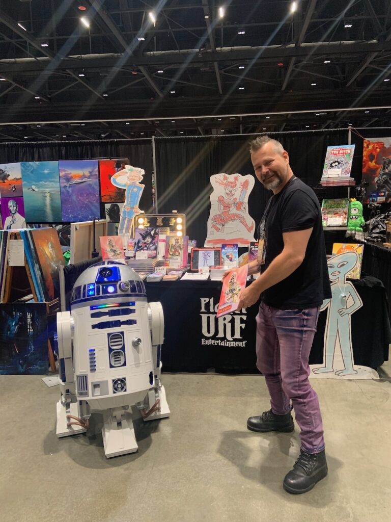 R2D2 at Galaxy Con San Jose